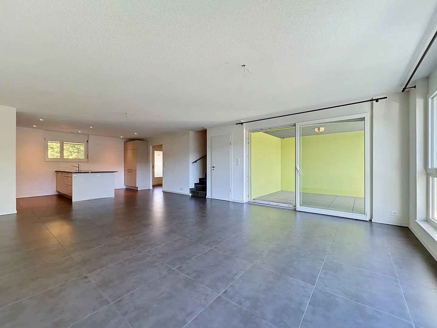 Appartement Duplex Spacieux - Photo 4 sur 8