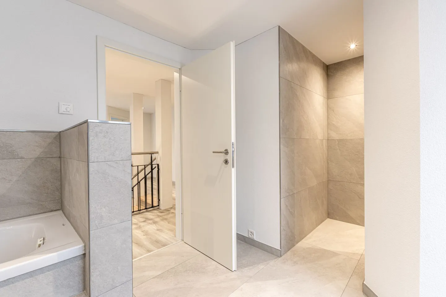 Maison individuelle indépendante dans un emplacement central - Photo 17 sur 36