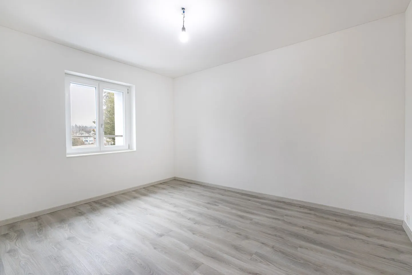 Maison individuelle indépendante dans un emplacement central - Photo 19 sur 36