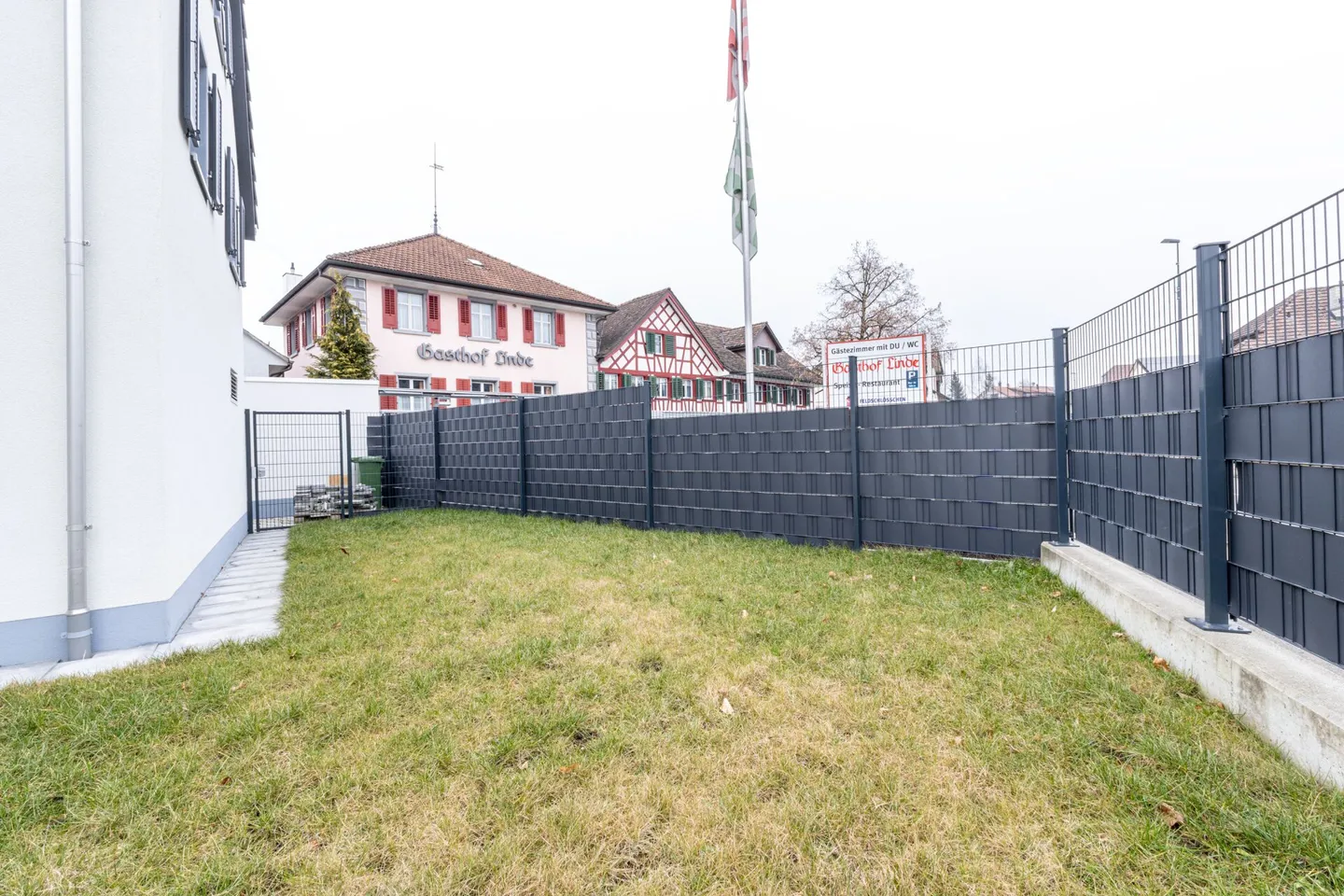 Maison individuelle indépendante dans un emplacement central - Photo 34 sur 36