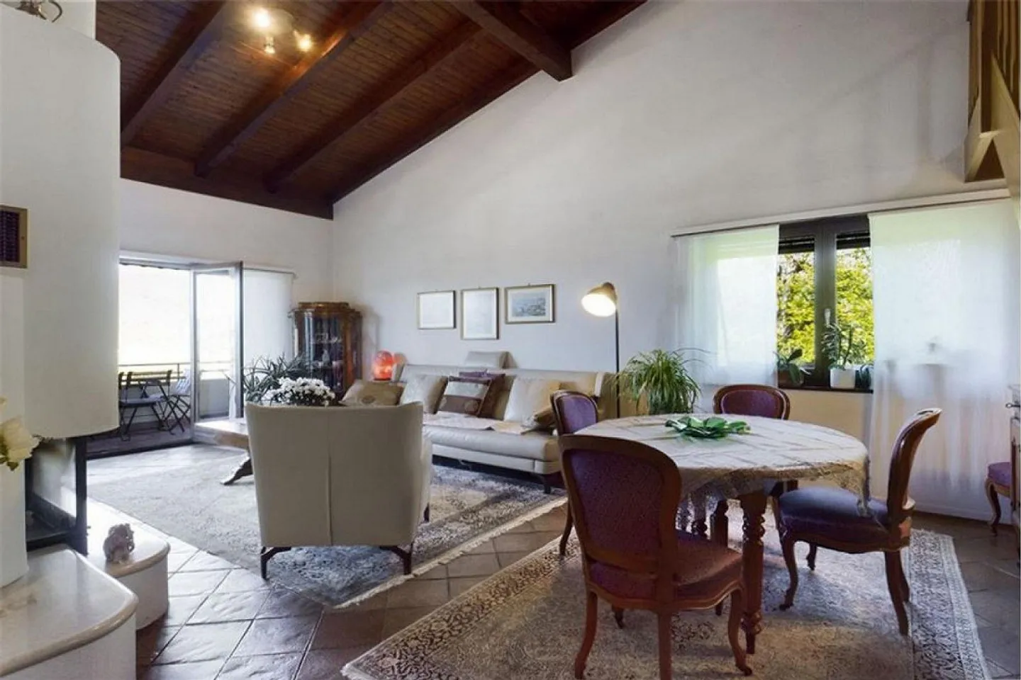 Elegante Doppelstockwohnung in Comano - Foto 4 von 13