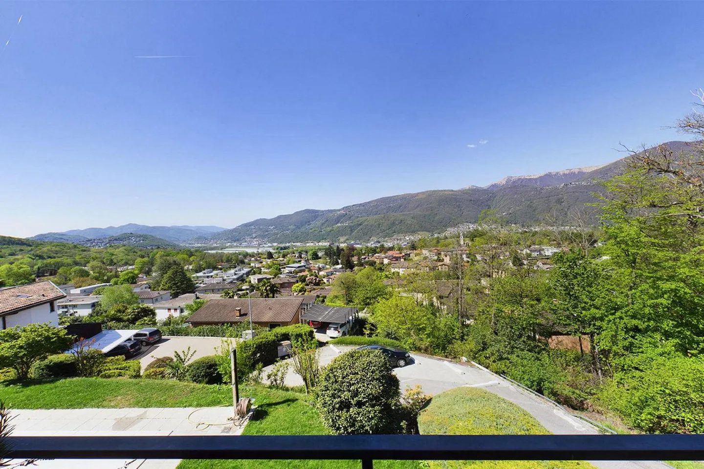 Elegante Doppelstockwohnung in Comano - Foto 5 von 13