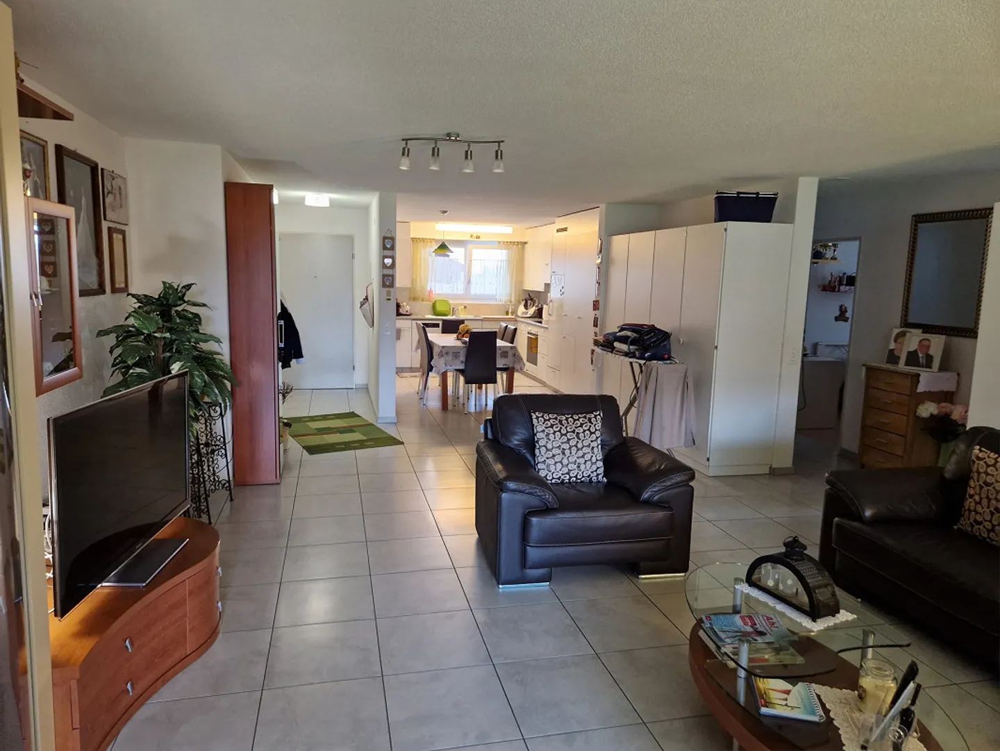 Geräumige 4.5-Zimmer-Wohnung - Foto 3 von 10