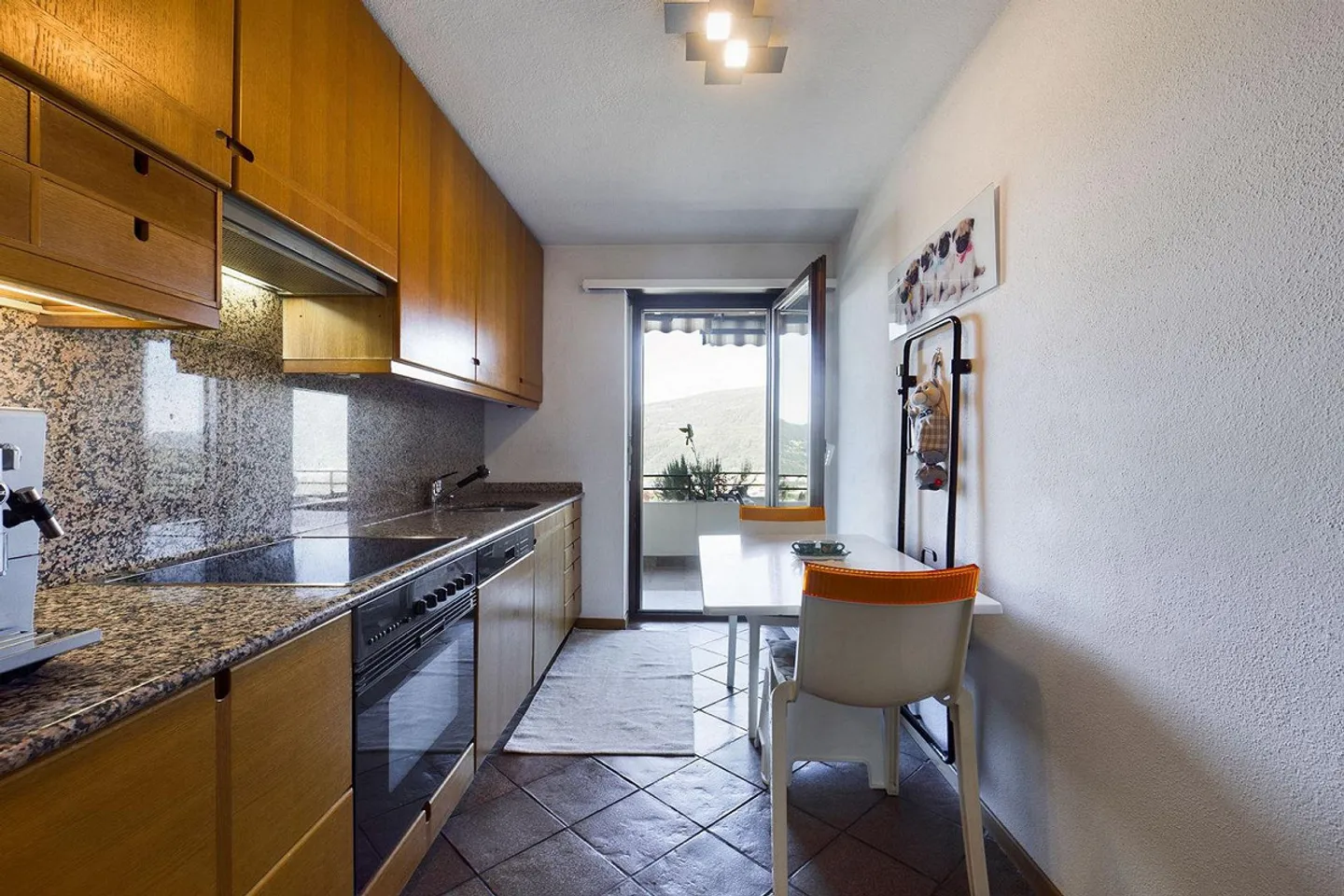 Elegante Doppelstockwohnung in Comano - Foto 9 von 13