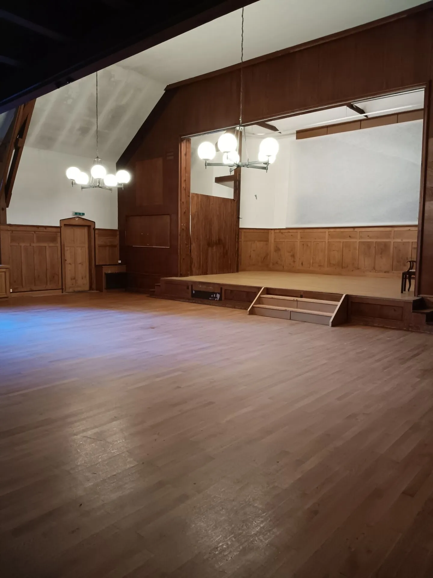 Espace de stockage spacieux - Photo 2 sur 11