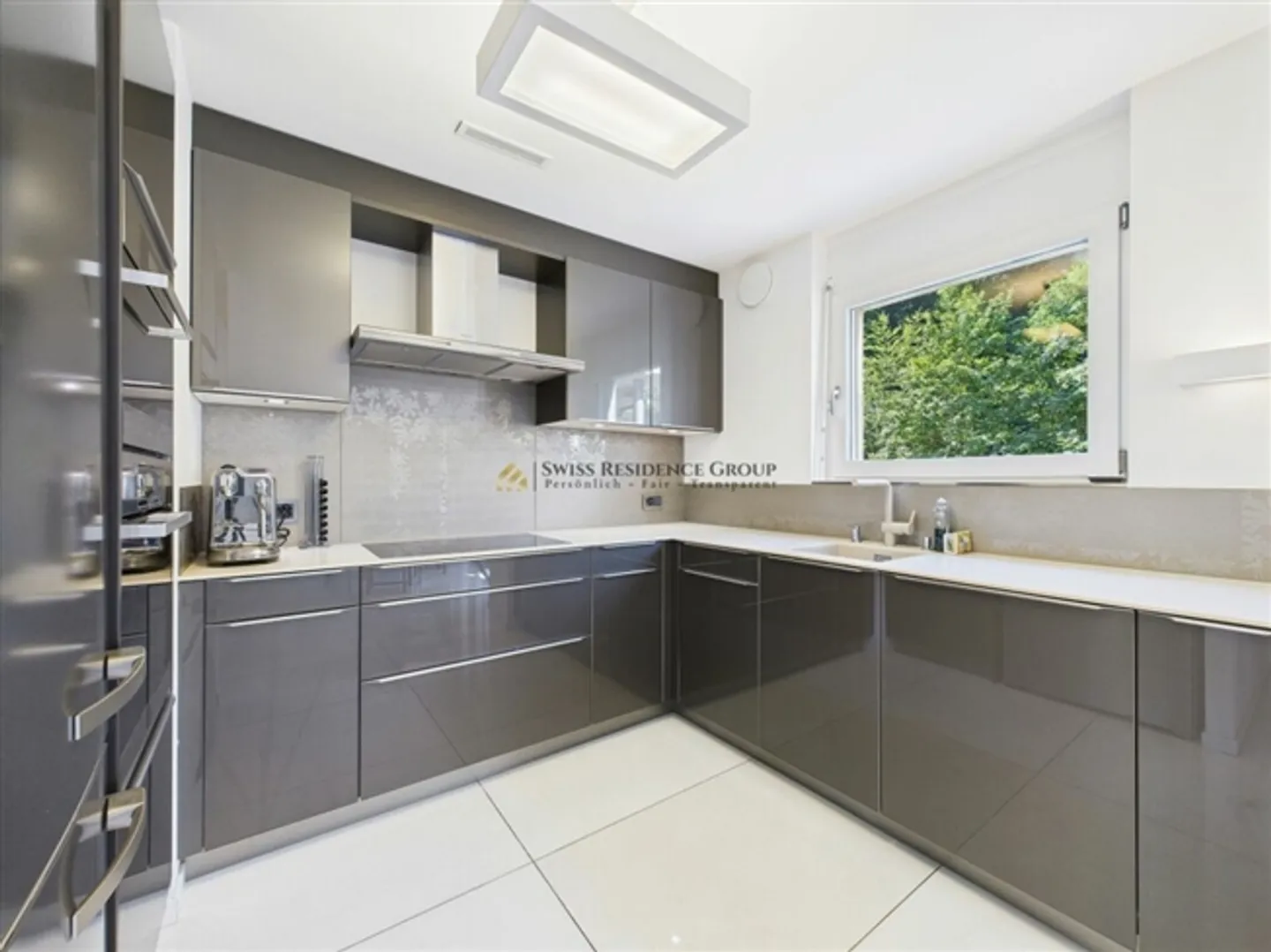 Oasi di tranquillità - Ampio appartamento con balcone, vista lontana e cantina - Foto 3 di 15