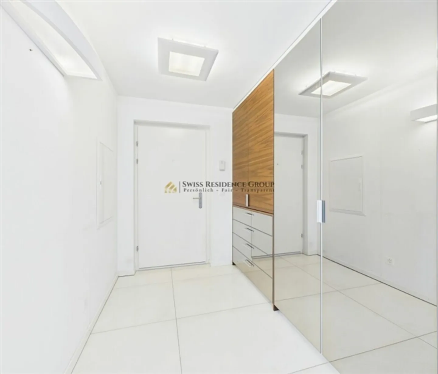 Oasi di tranquillità - Ampio appartamento con balcone, vista lontana e cantina - Foto 2 di 15