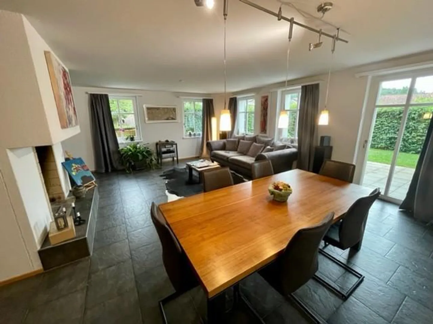 Schönes 5.5-Zimmer-Eckreiheneinfamilienhaus, an guter Lage - Foto 4 von 7