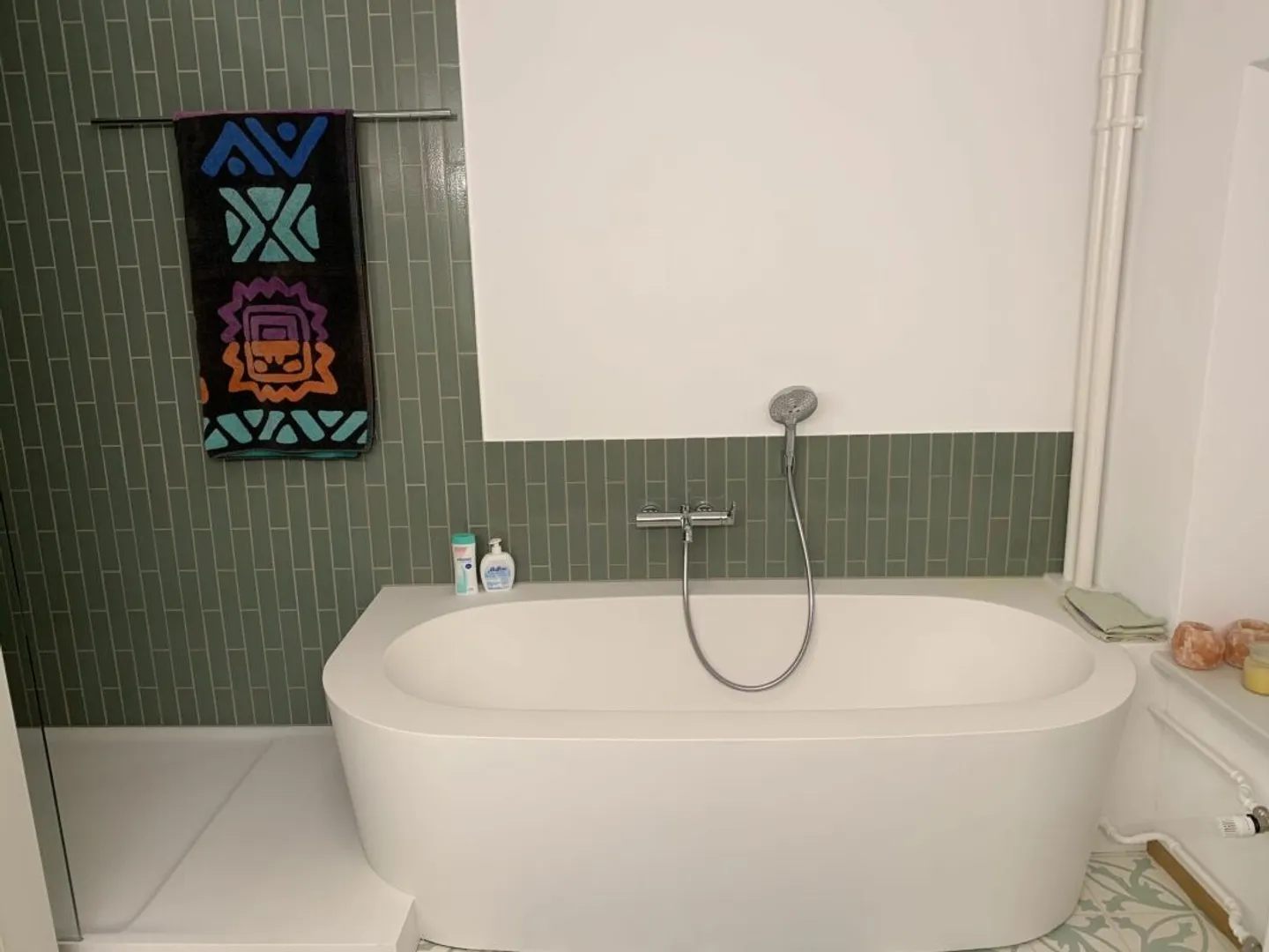 Appartamento spazioso recentemente ristrutturato - Foto 6 di 10