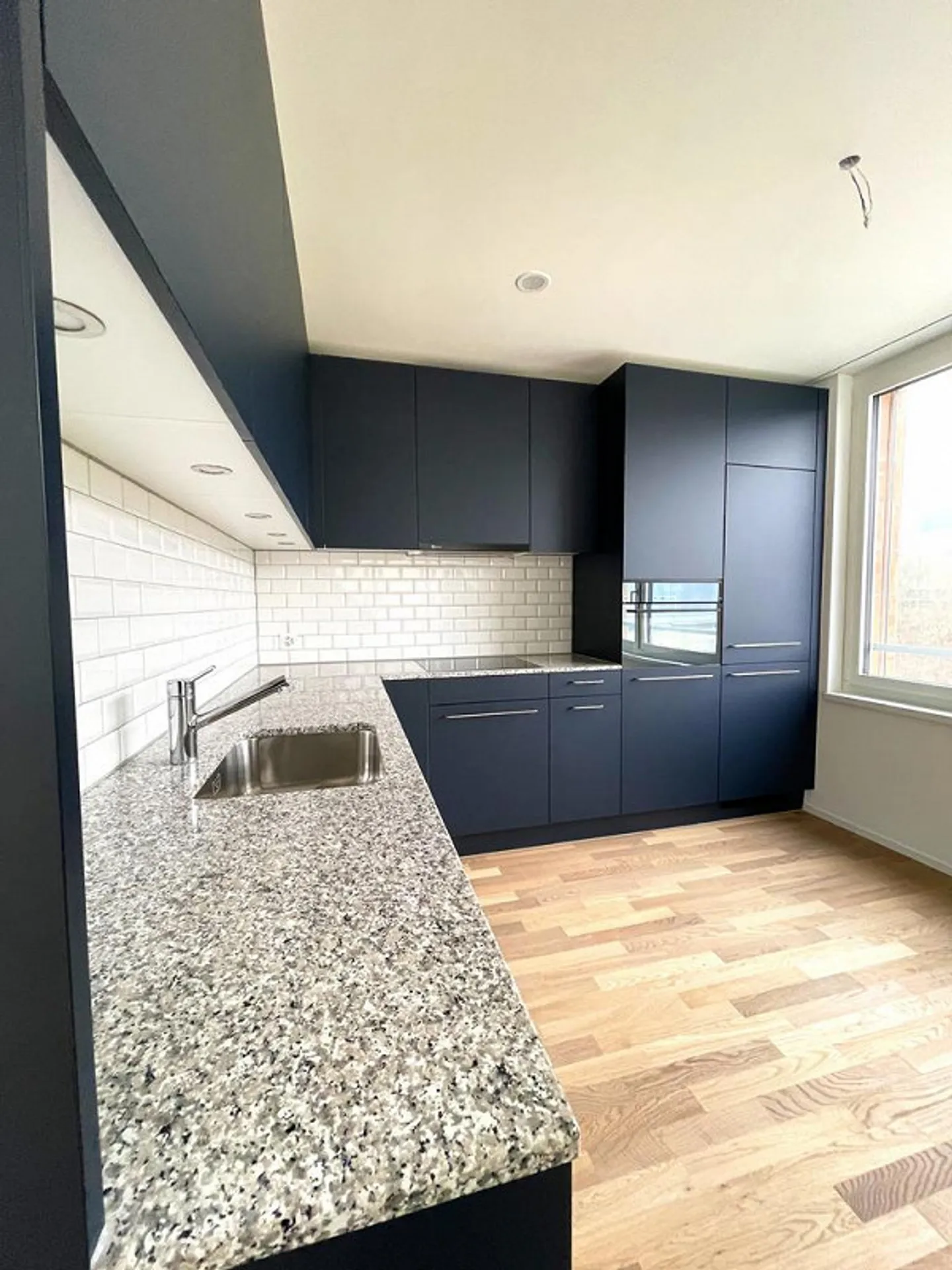 Vivre dans la propriété animée 'ZHIL Manegg' - Photo 2 sur 5