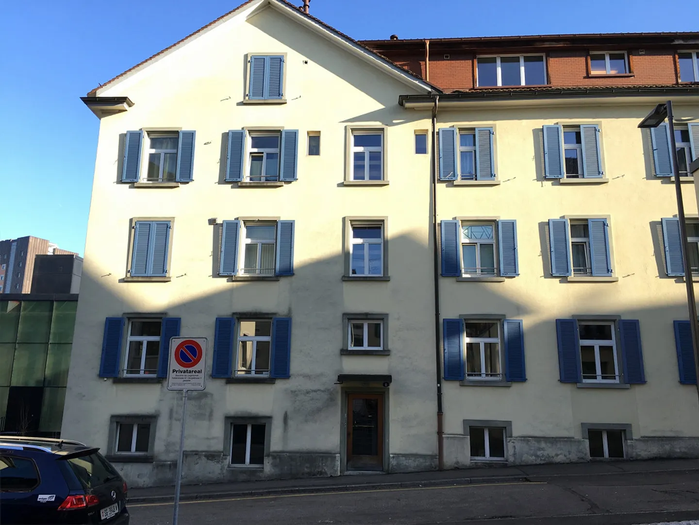 Commercial space opposite the athletic center - Photo 1 of 10