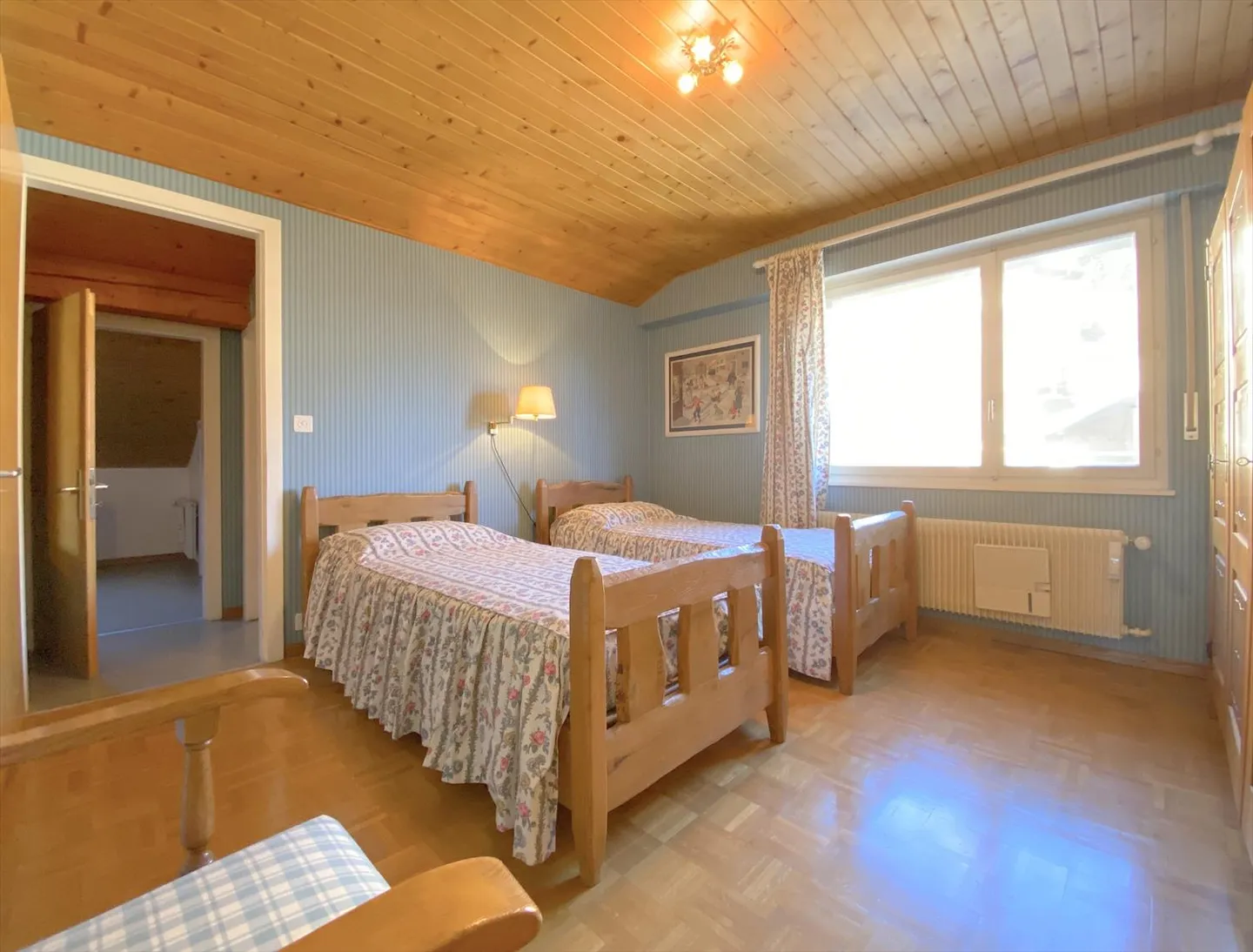 Dachgeschoss 5.5 Zimmer - Foto 13 von 13