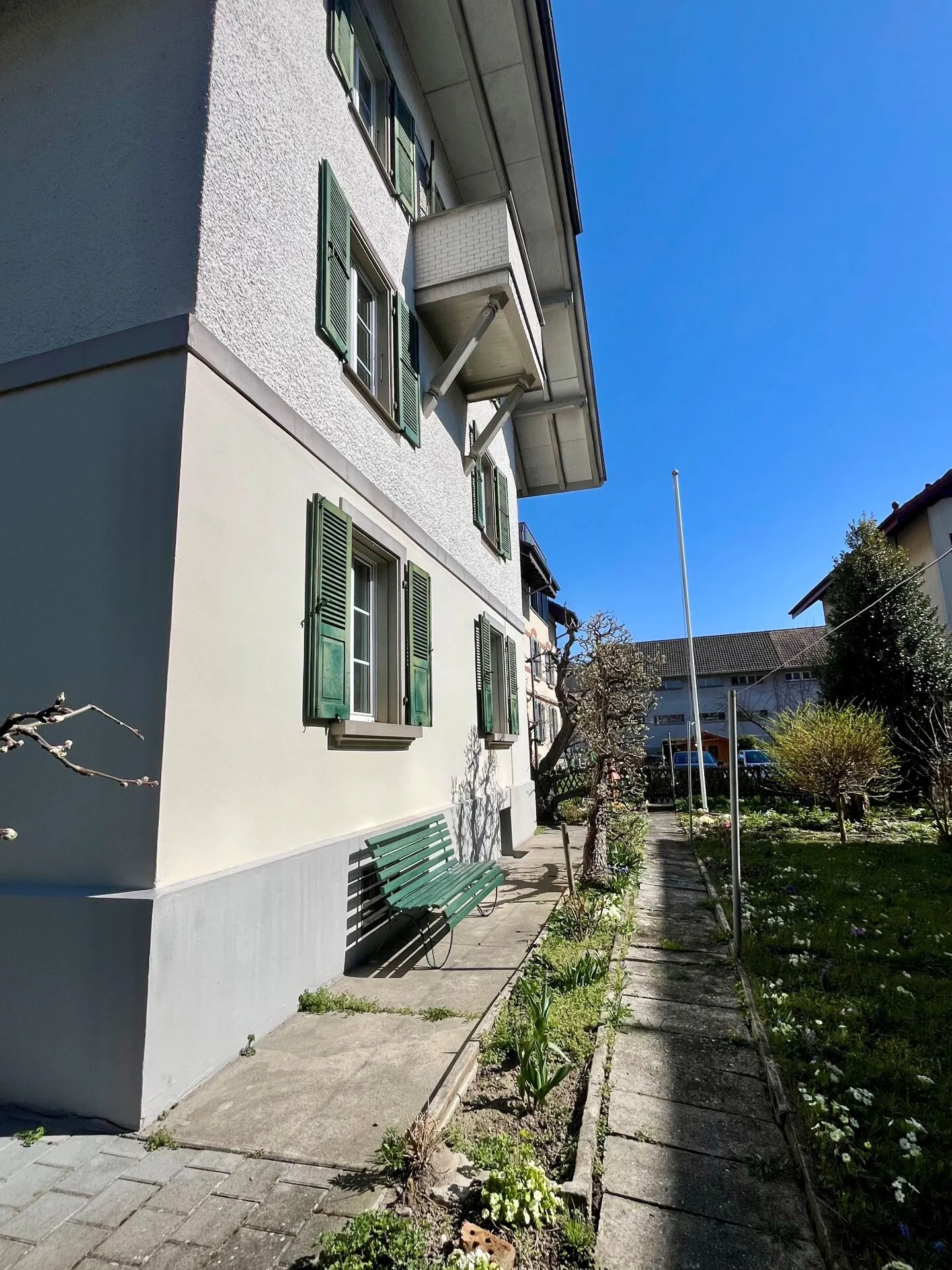 Maison multifamiliale historique avec trois unités résidentielles à Burgdorf - Photo 5 sur 17