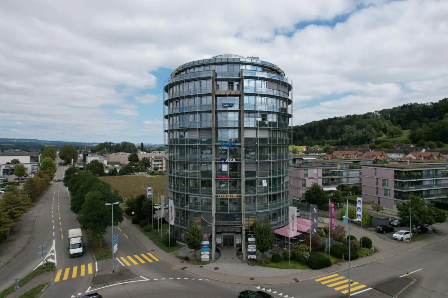 Tour d'affaires / Espaces commerciaux/bureaux haut de gamme - Photo 1 sur 12