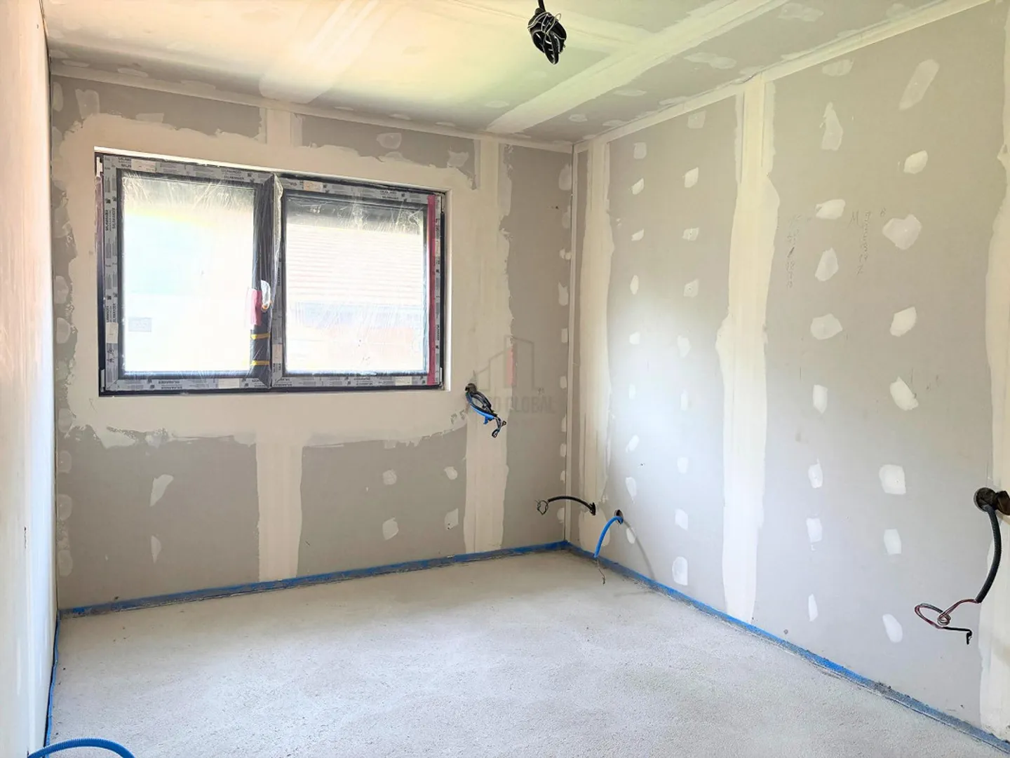 ULTIMA SOLUZIONE AMPIAMENTE DISPONIBILE - Foto 8 di 13