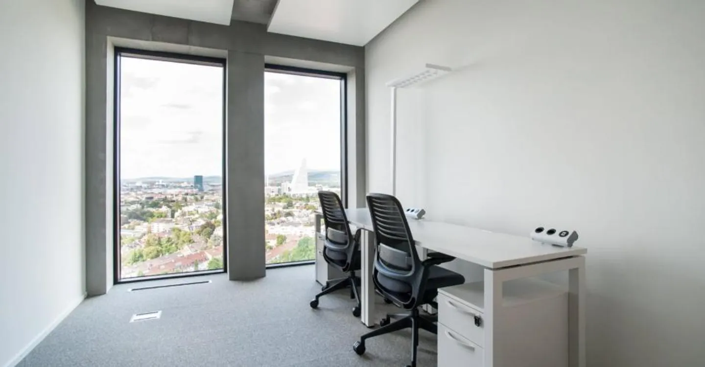Office Space for 3 in Spaces Grosspeter Tower - Photo 3 of 9