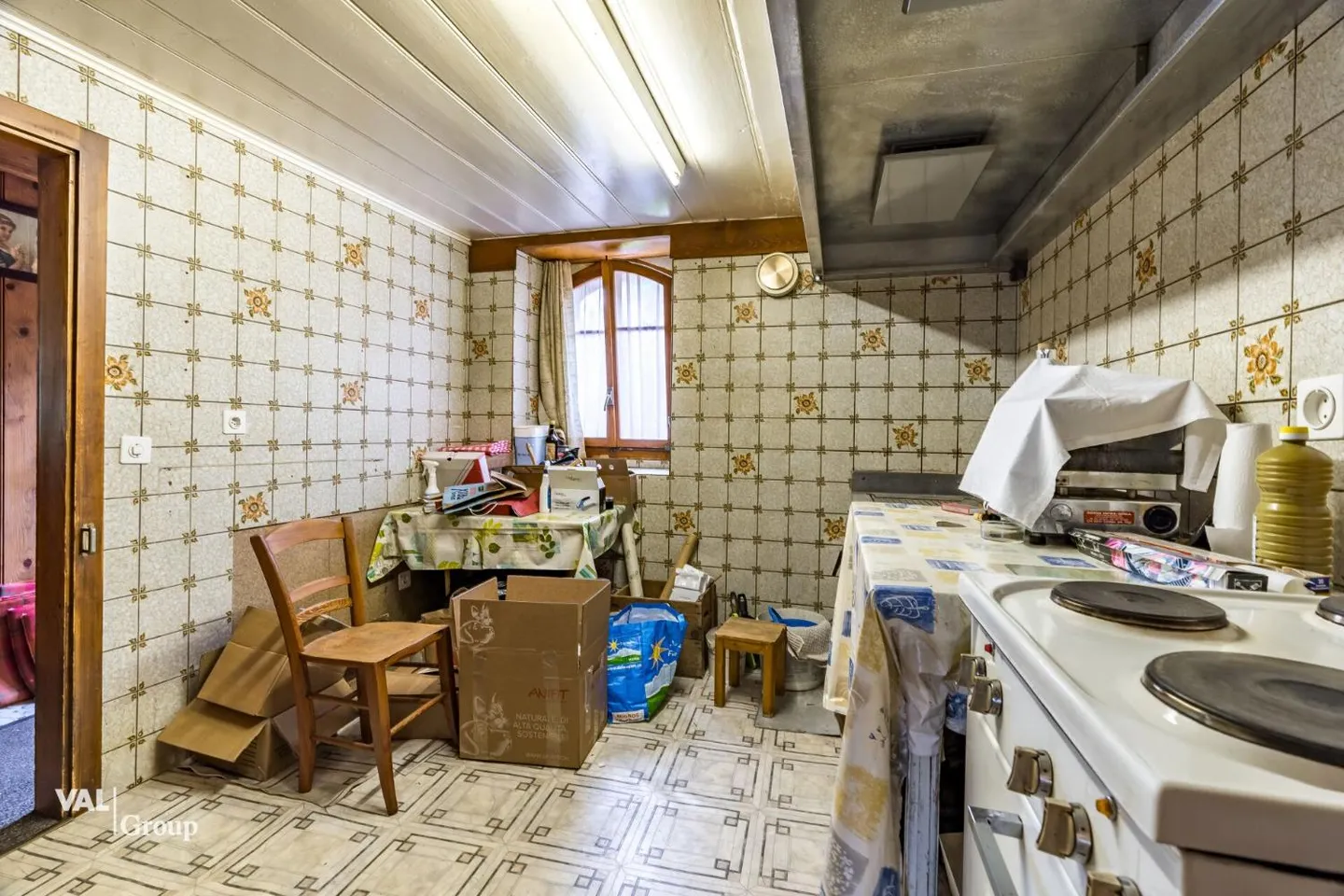 A Unique Ensemble with Potential - Living, Renting, Designing - Photo 10 of 13