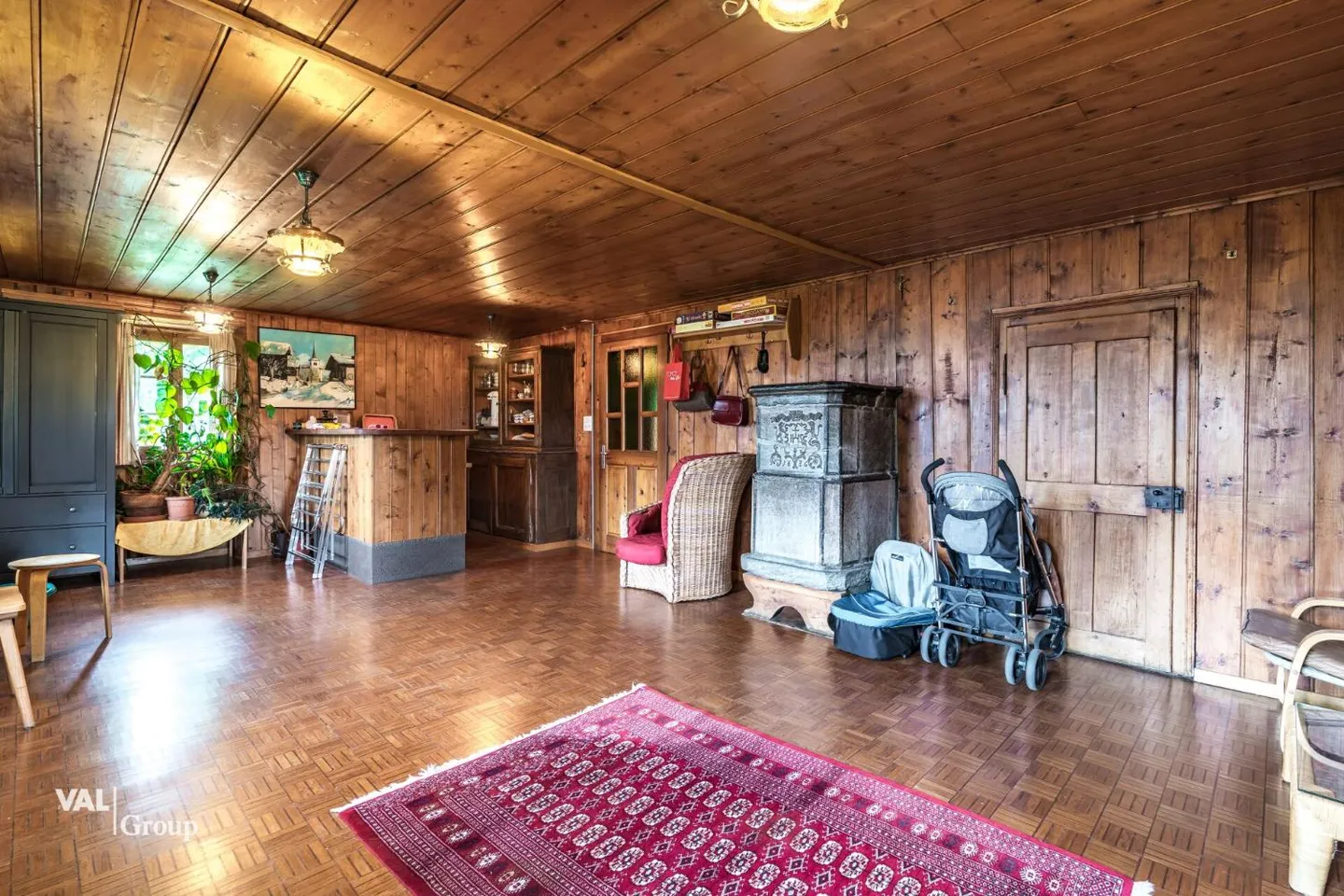 A Unique Ensemble with Potential - Living, Renting, Designing - Photo 12 of 13