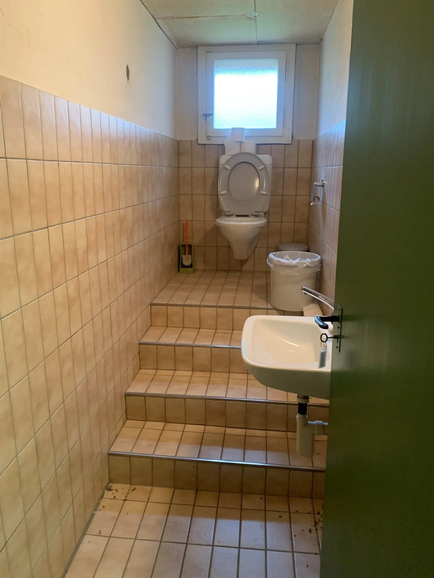 Spazioso magazzino a Zurigo - Foto 3 di 3