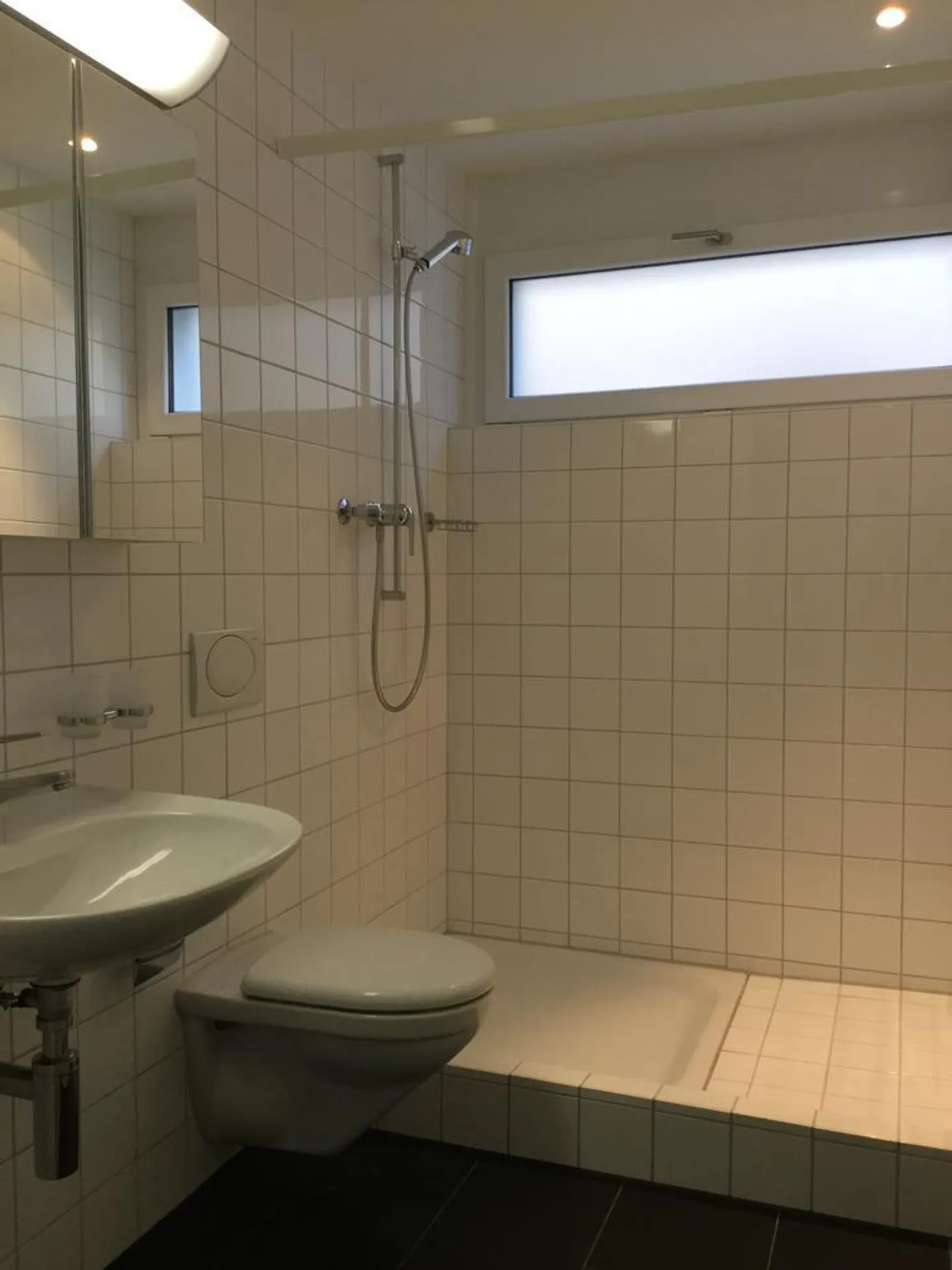 Moderne Wohnung mit Sitzplatz - Foto 8 von 12
