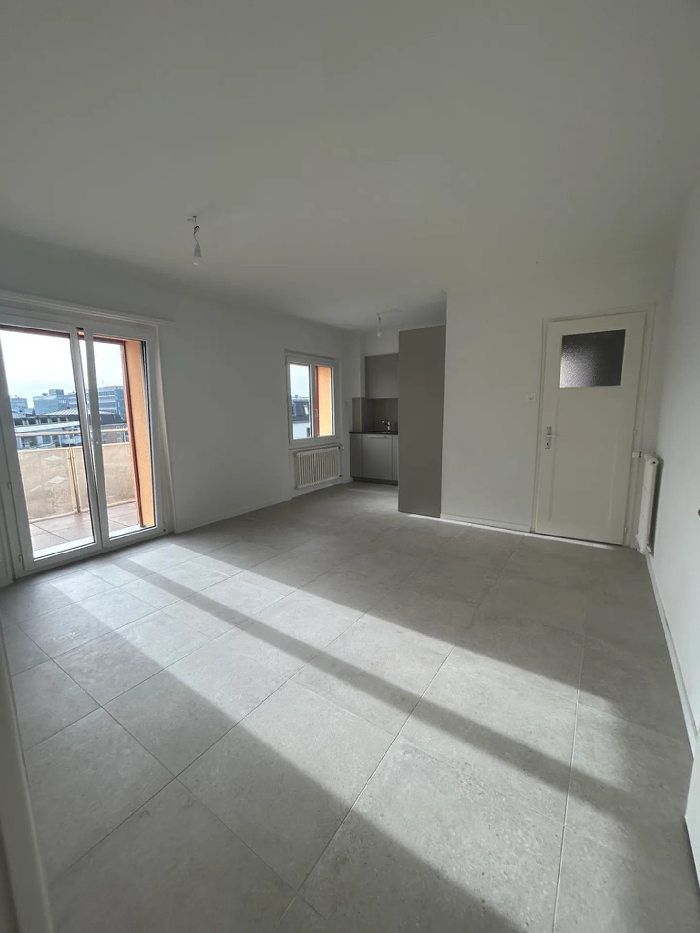 2-room apartment - Photo 3 of 7