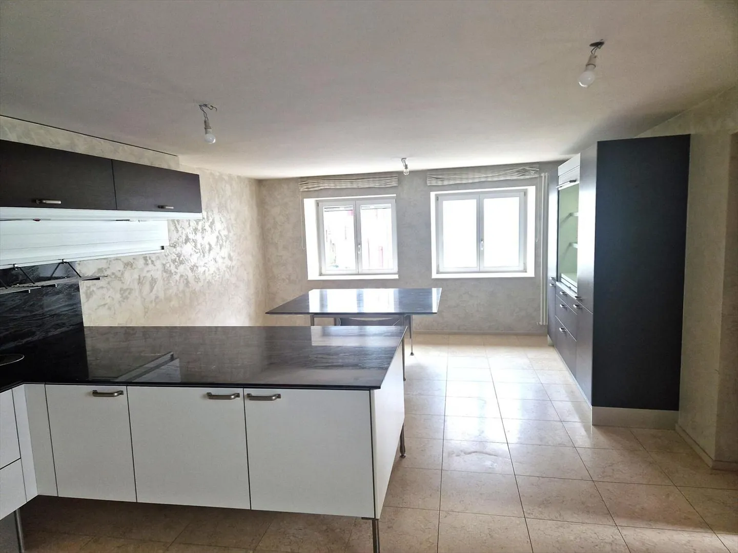 Wohnung - Foto 1 von 11