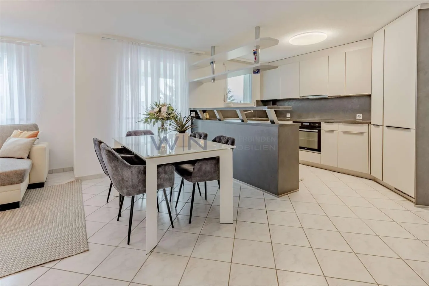 Appartamento in vendita - Foto 6 di 11