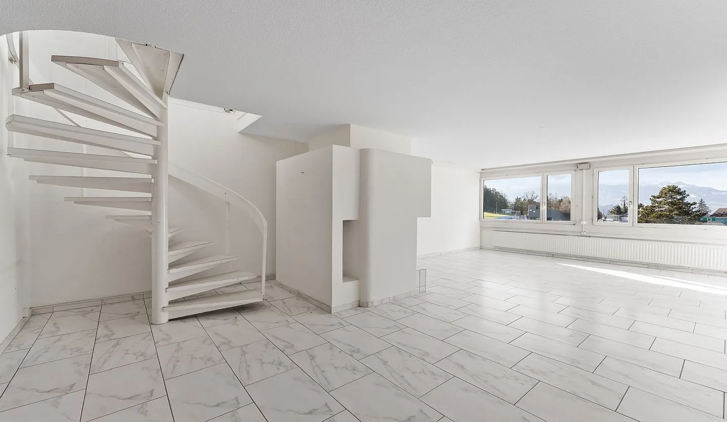 EXCLUSIVE 6.5-ROOM PENTHOUSE MAISONETTE IN THE CITY OF LUCERNE – PLENTY OF SPACE FOR YOUR LIVING IDEAS ***** - Photo 6 of 20