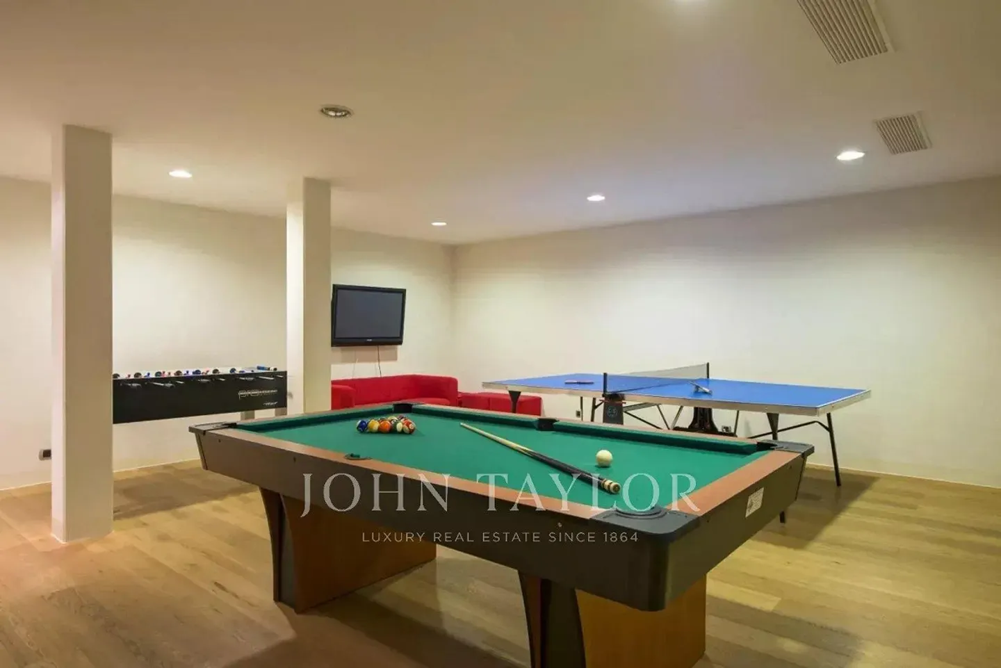 Modernes Penthouse mit vier Schlafzimmern zu vermieten – Verbier - Foto 9 von 13