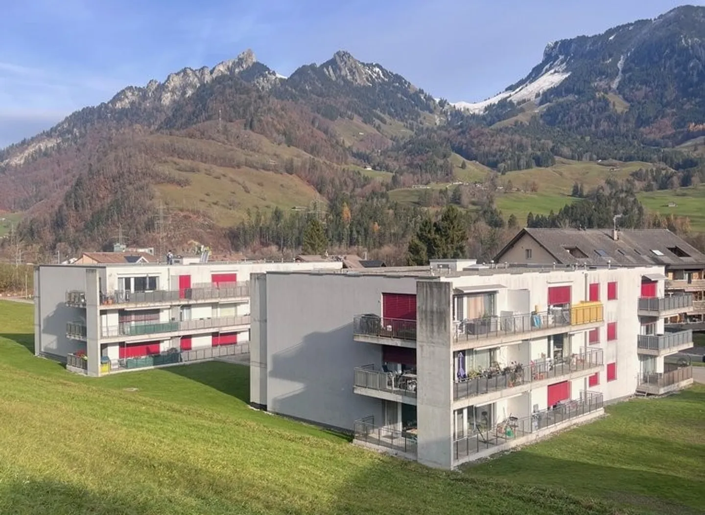 3,5-Zimmer-Wohnung für CHF 1'550.-/Monat inklusive Nebenkosten - Foto 1 von 4