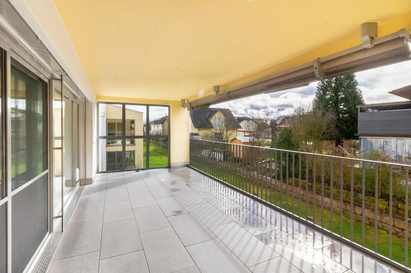 Appartamento moderno e luminoso di 3½ locali in una posizione tranquilla - Foto 11 di 13