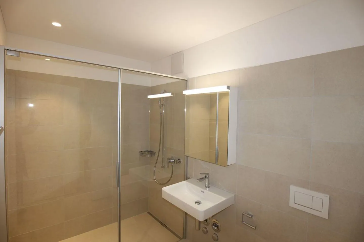 First own apartment? - Photo 7 of 10