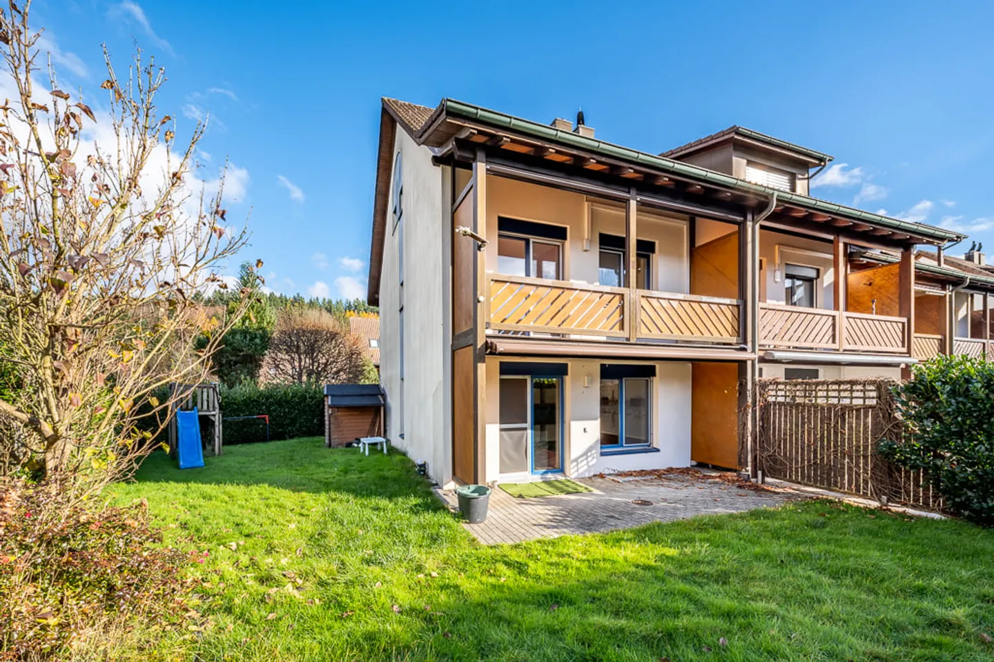 Central, Élégant, Unique - Bijou Résidentiel de 6,5 Pièces - Photo 1 sur 8