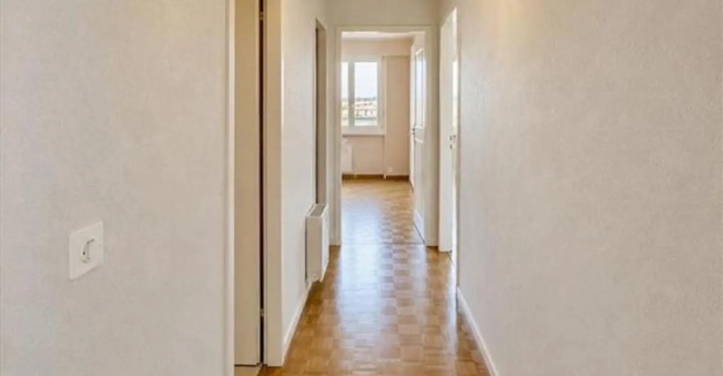 4.5-room apartment on the top floor - Photo 5 of 13