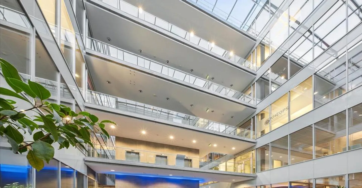 Immeuble mixte à louer - Photo 1 sur 12