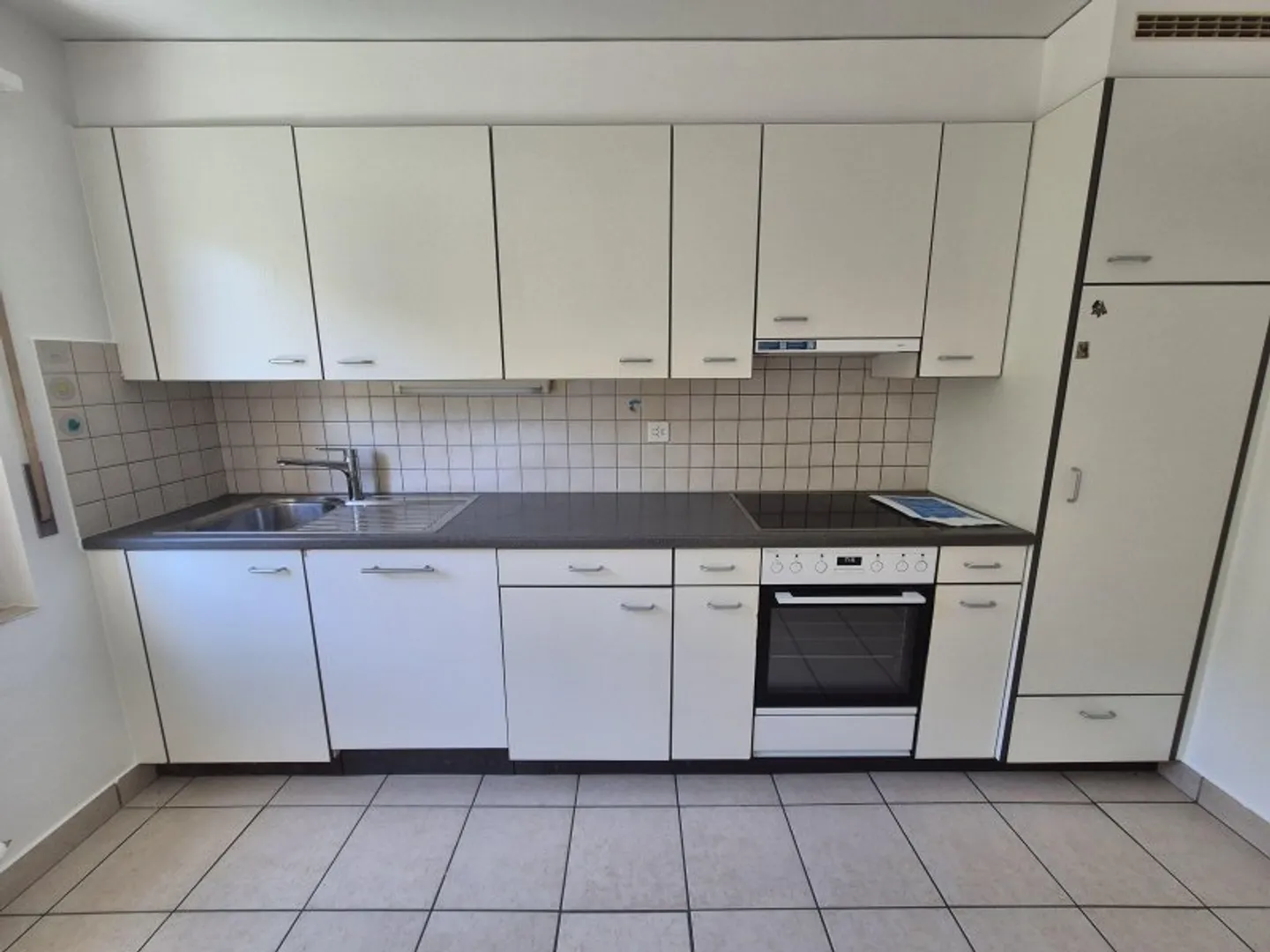 00128 - Appartamento 4 Camere - Rouges-Terres 33 A - HAUTERIVE - Foto 5 di 7