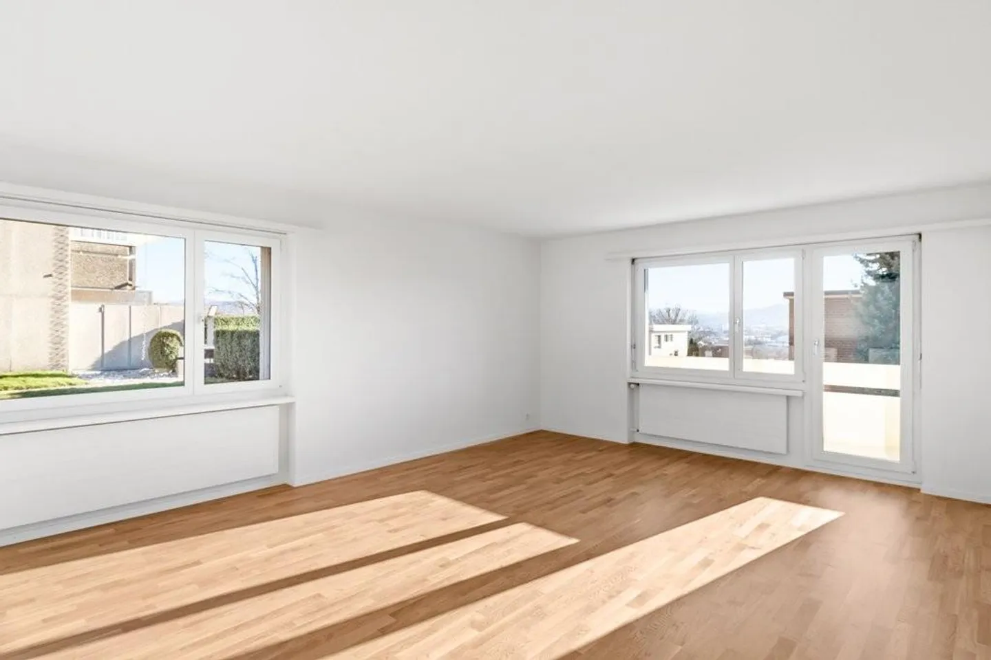 Vie moderne, nature juste devant la porte - Photo 5 sur 10