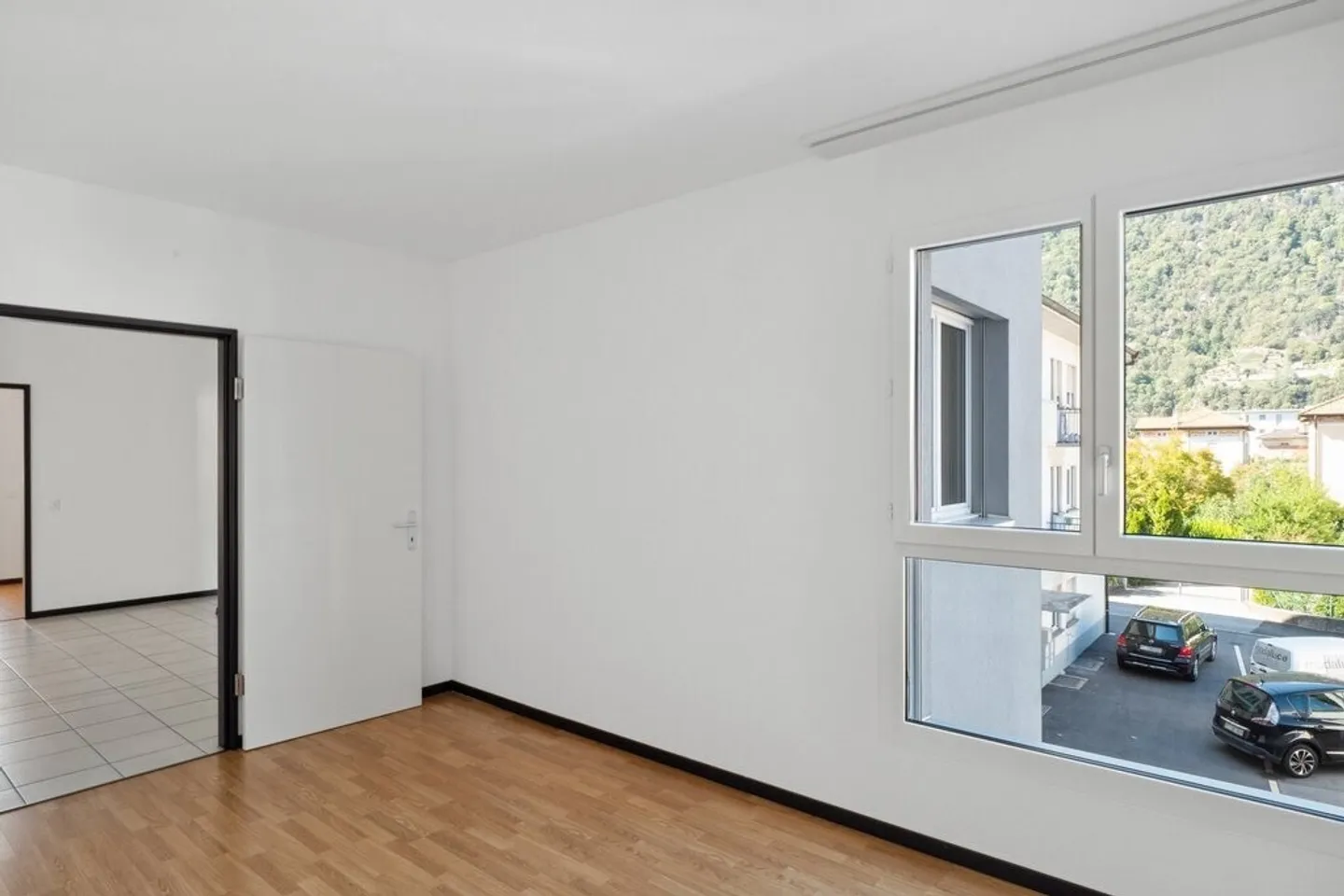 Spacieux 5.5 pièces près du centre de Bellinzone - Photo 7 sur 11