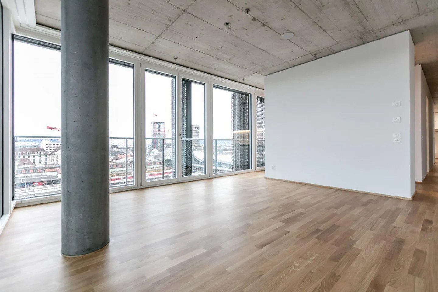 Appartamento moderno con vista sulla città - Foto 2 di 5