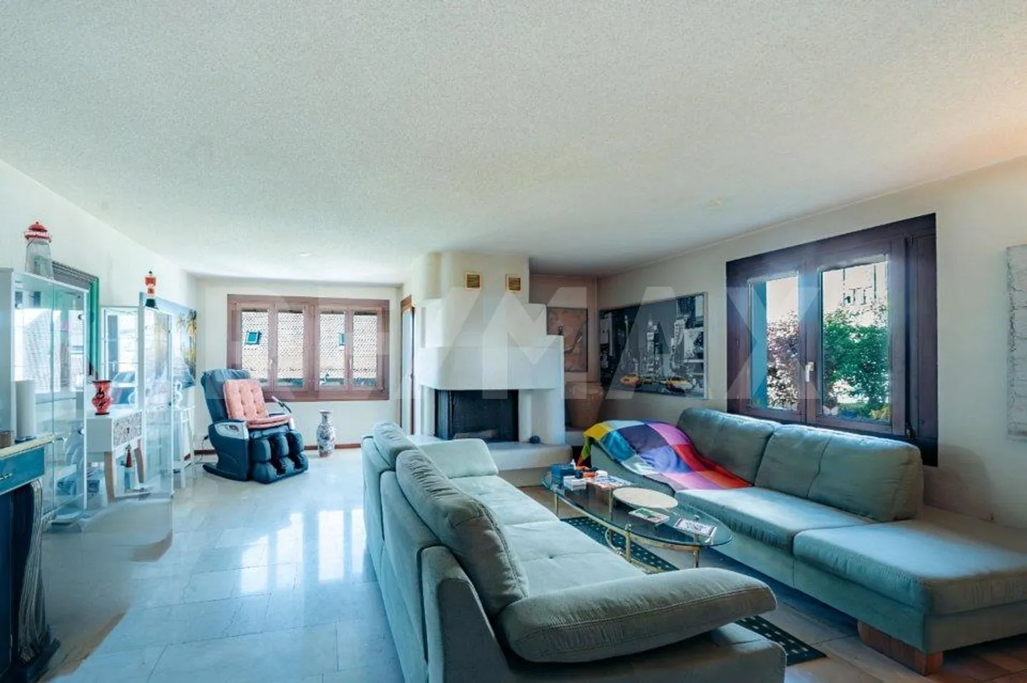 Family-friendly semi-detached house with garden in a quiet location - Photo 4 of 13