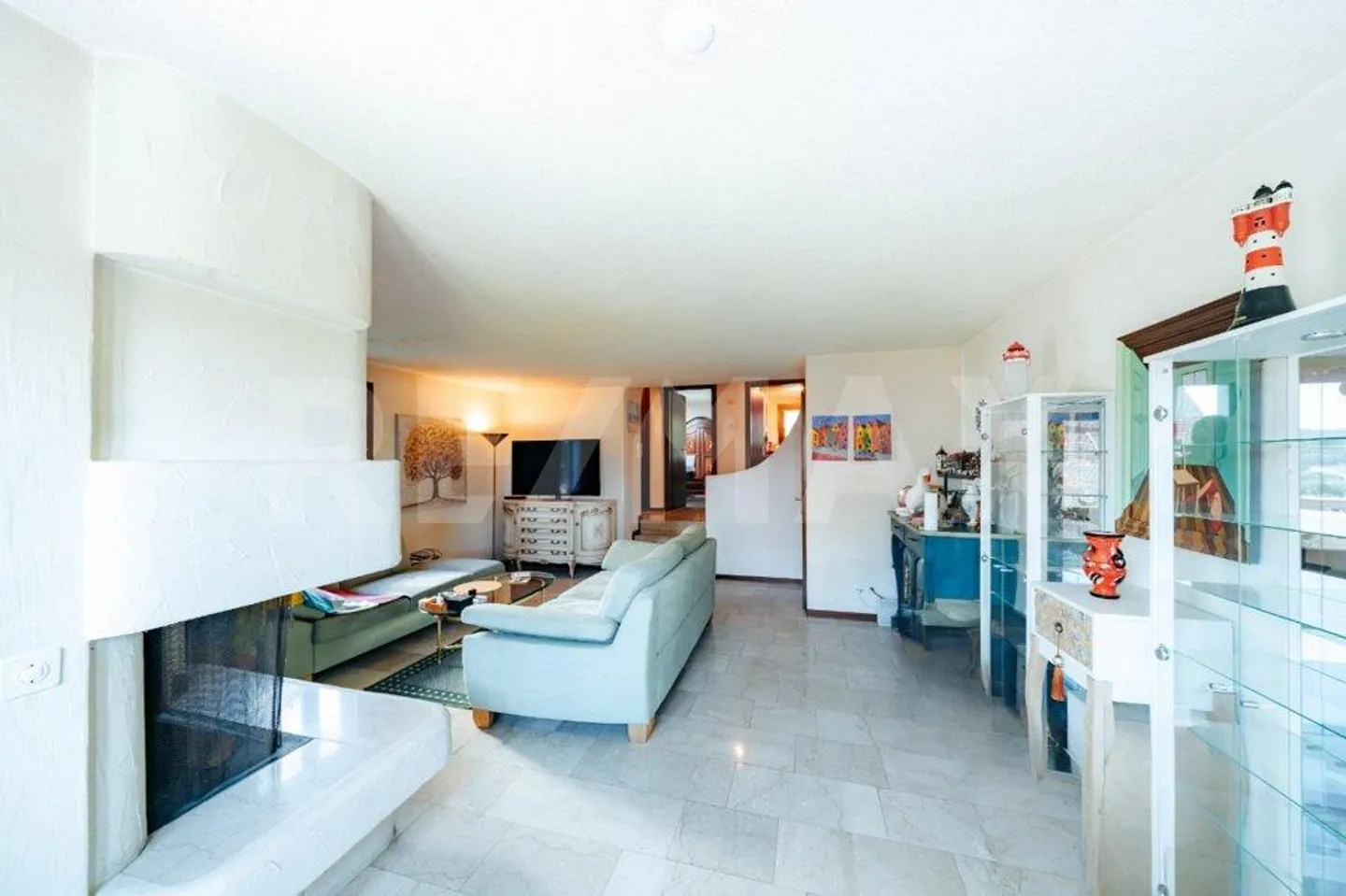 Family-friendly semi-detached house with garden in a quiet location - Photo 5 of 13