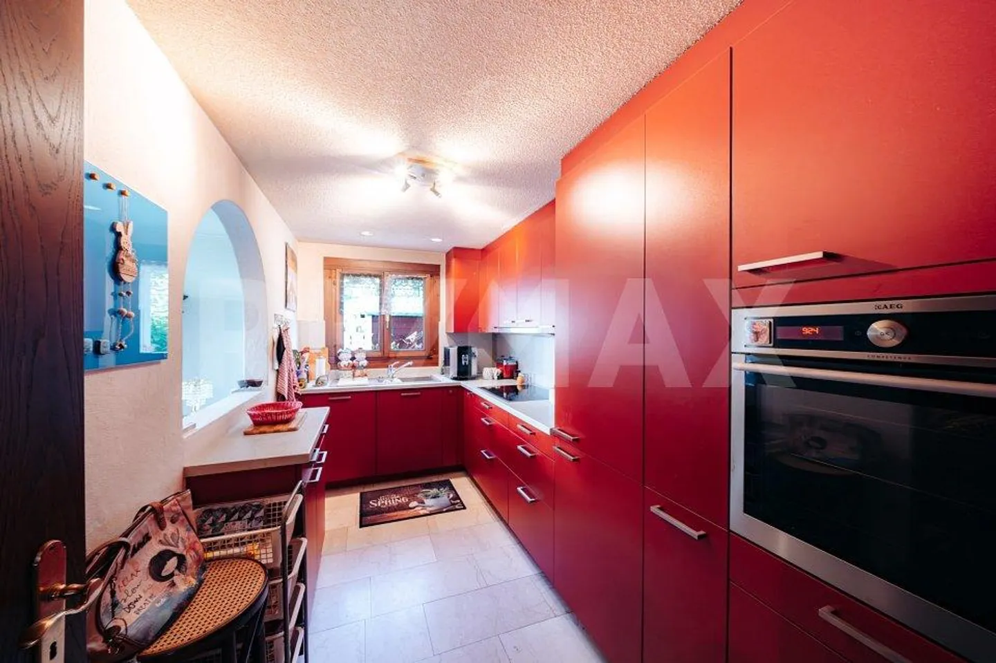 Family-friendly semi-detached house with garden in a quiet location - Photo 6 of 13