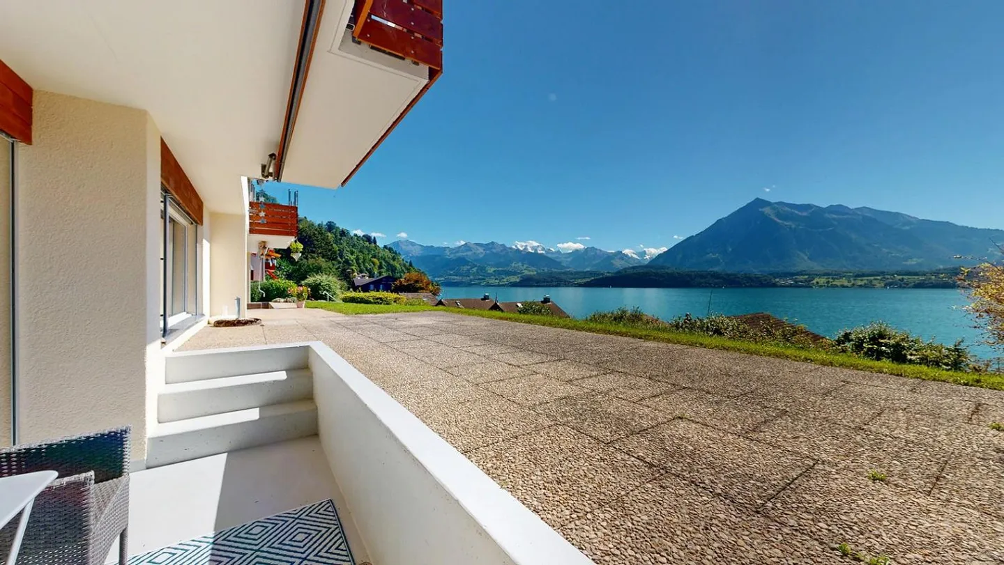 2 ½ Room Holiday Apartment, UG West in Oberhofen on Lake Thun! - Photo 2 of 13