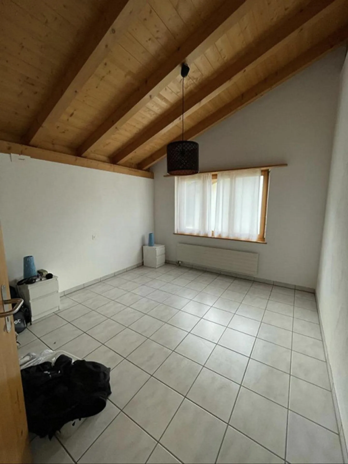 4 1/2 Room Apartment 1st Floor with Cellar Compartment - Photo 8 of 13