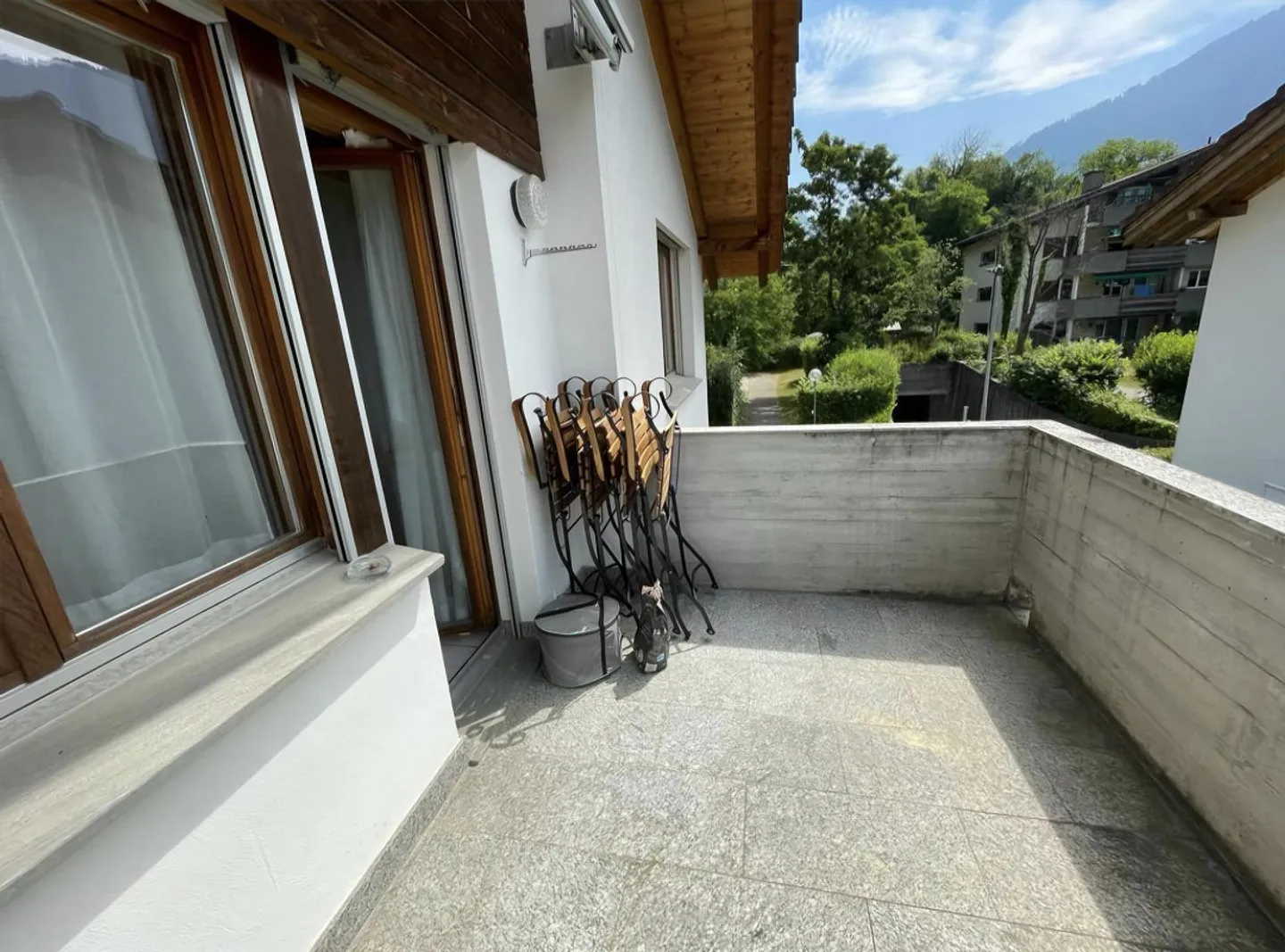 4 1/2 Room Apartment 1st Floor with Cellar Compartment - Photo 9 of 13