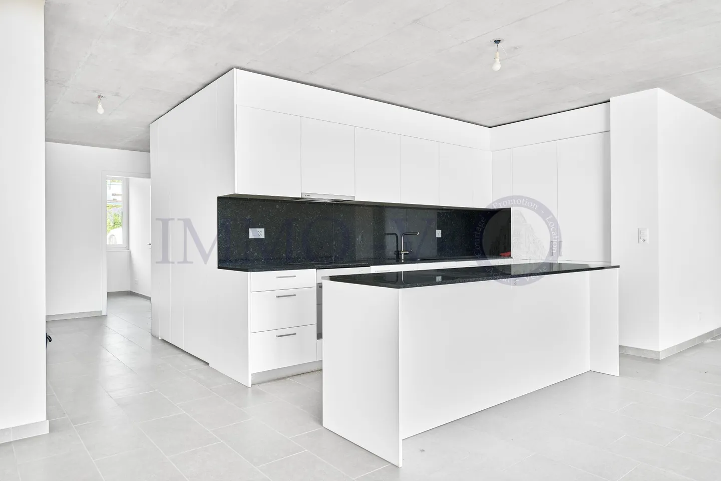 NEU UND MODERN MIT HOHEM STANDARD MIT BALKON-TERRASSE - Foto 3 von 9