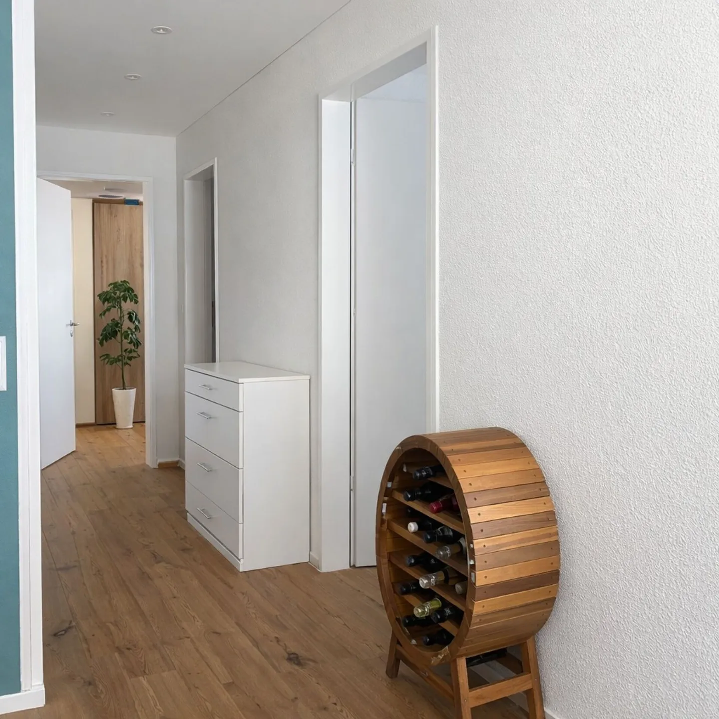 Family-friendly 4.5-room apartment in a central location in Menziken - Photo 8 of 13