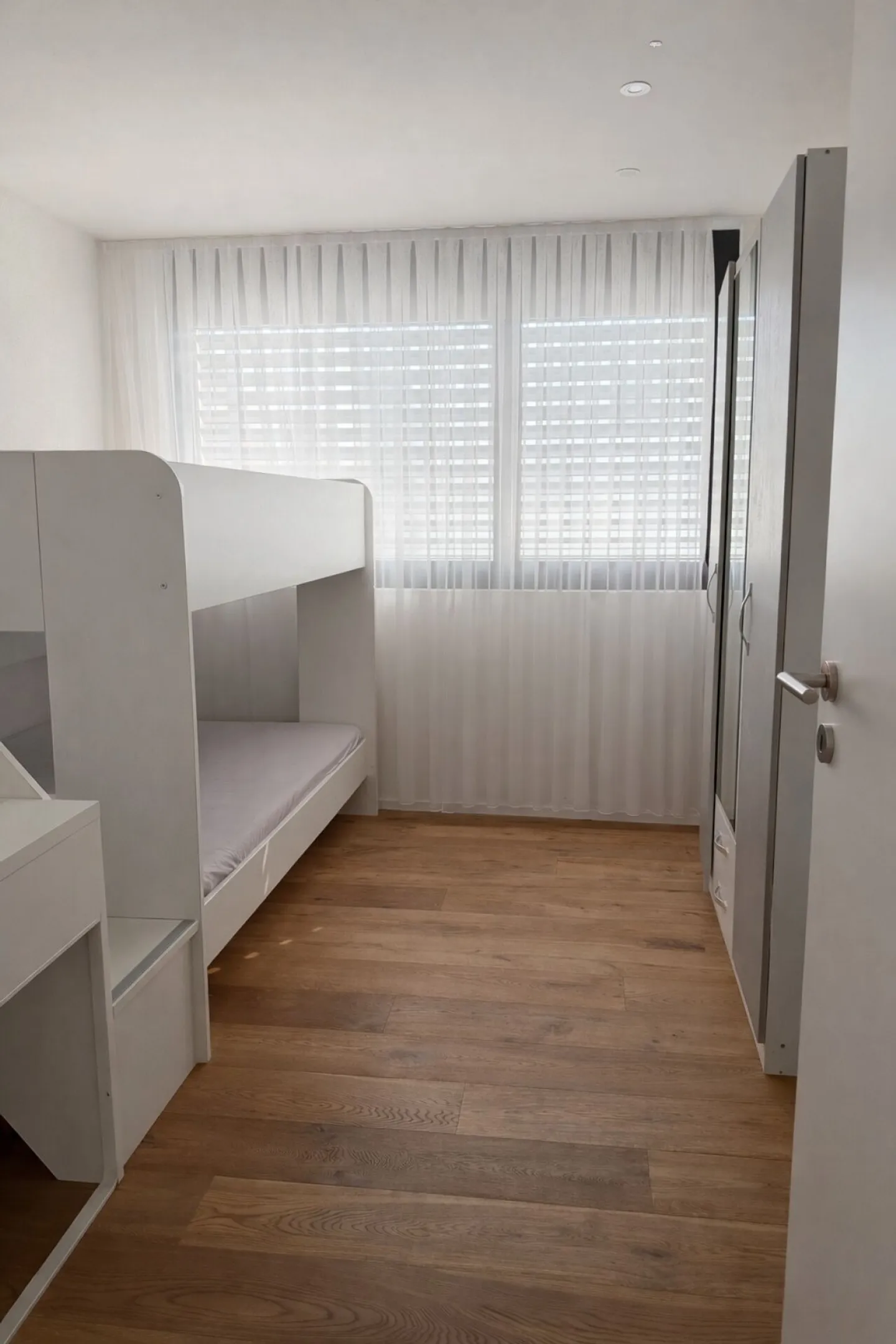 Family-friendly 4.5-room apartment in a central location in Menziken - Photo 9 of 13