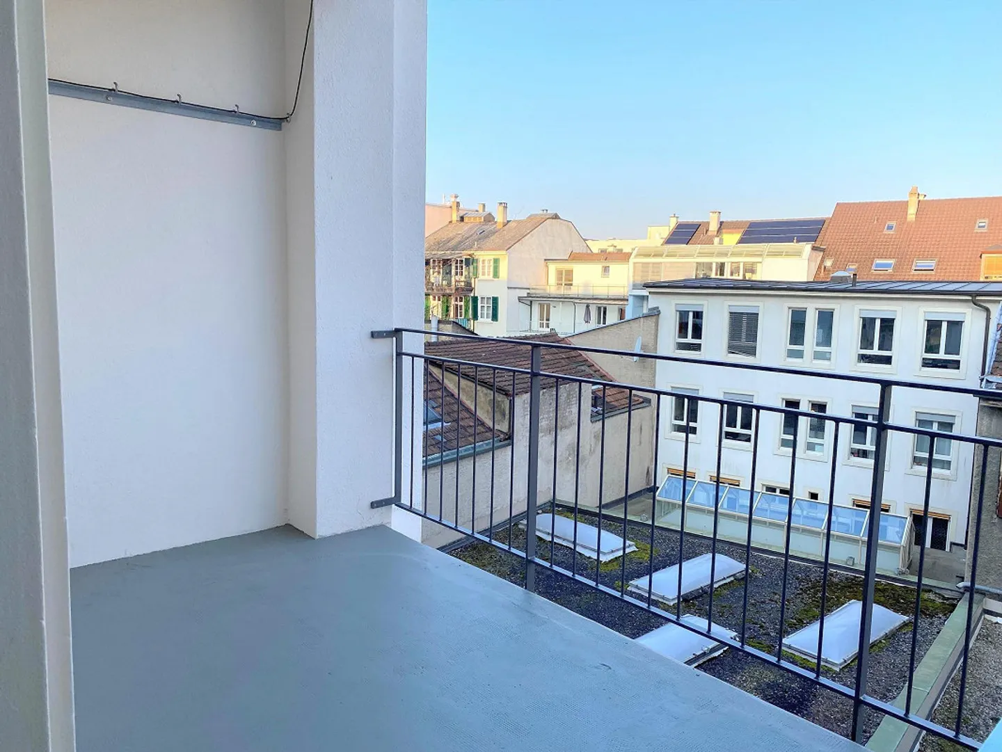 Appartamento in edificio storico a Gundeli vicino alla chiesa Heiliggeist - Foto 5 di 8
