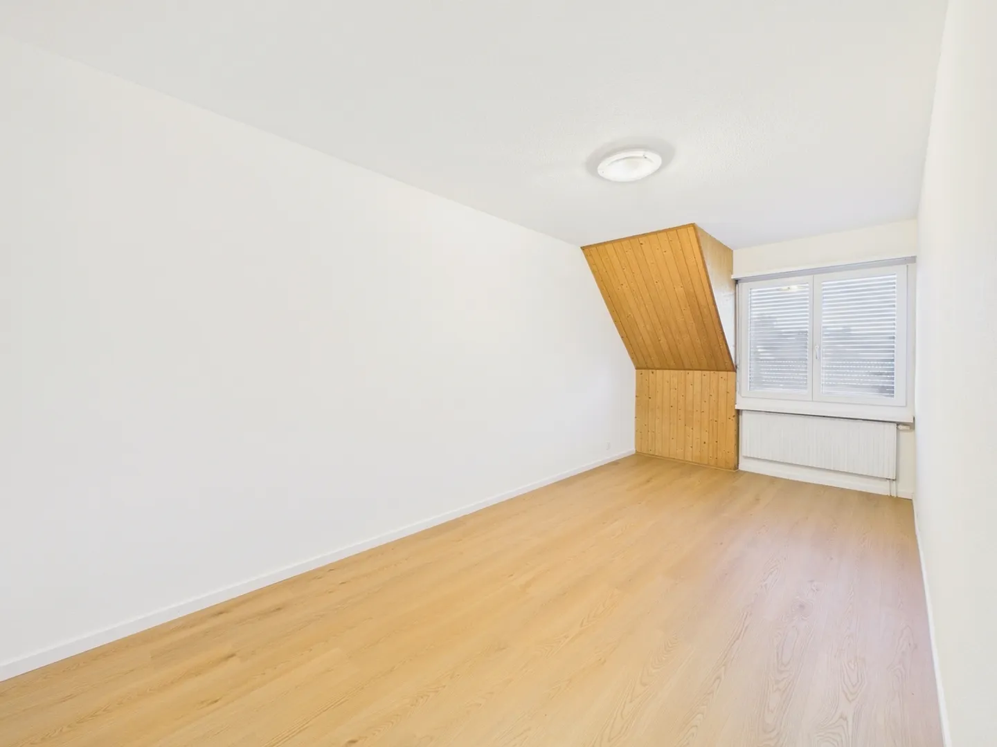 Gemütliches 5.5-Zimmer Einfamilienhaus in Aesch, Kanton ZH - Foto 7 von 11